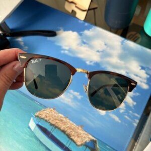 Ray-Ban RB3016 Clubmaster Classic